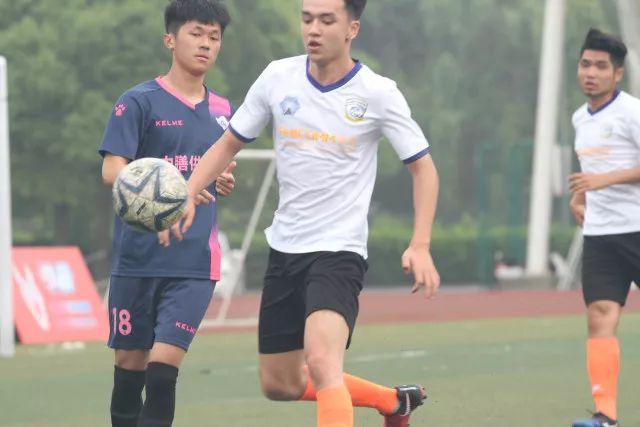 杨28+11老鹰险胜凯尔特人 步行者送76人5连败