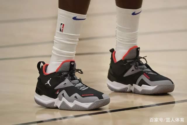 英超-阿马德帽子戏法 曼联3-1逆转南安普顿